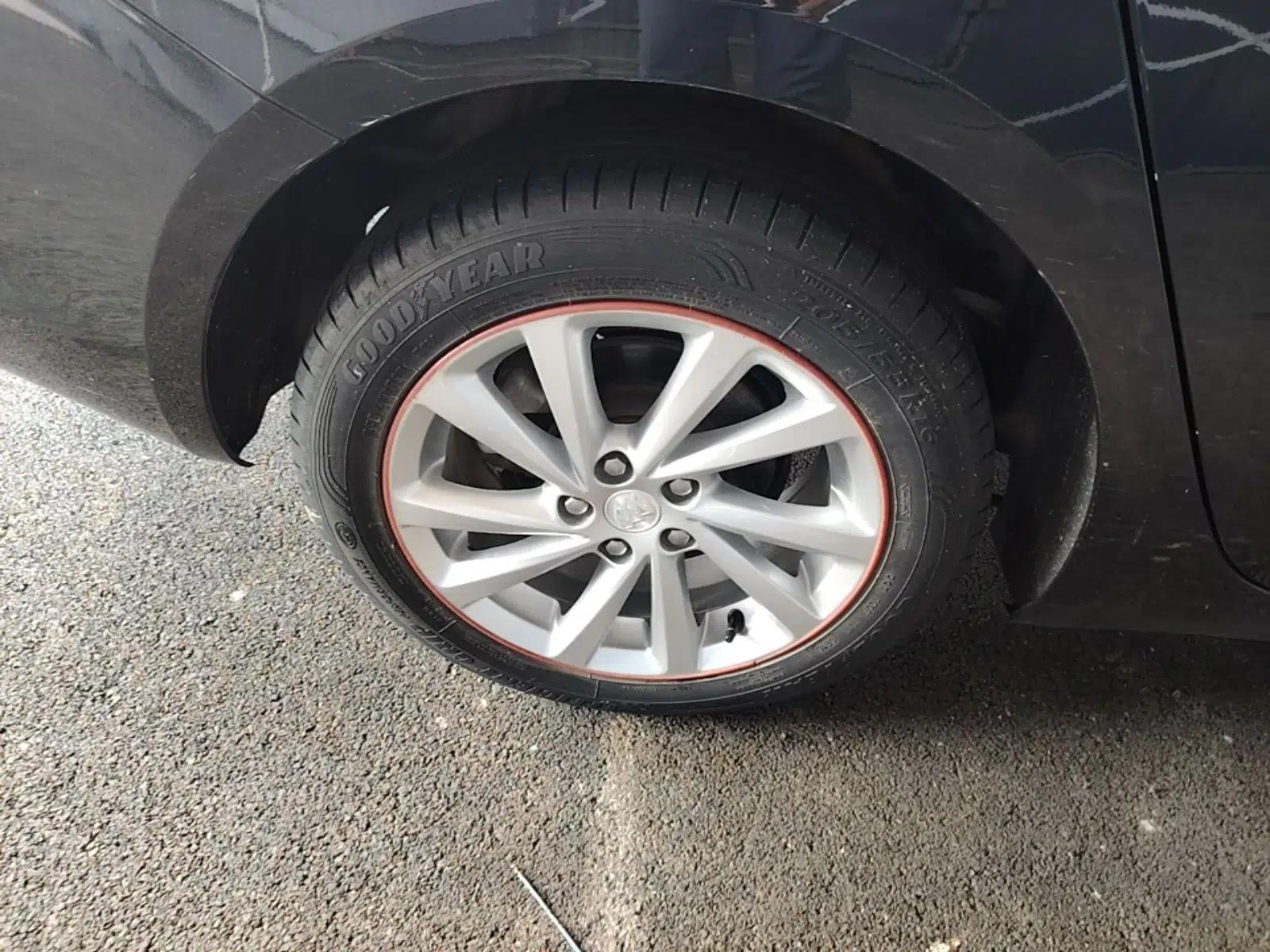 Buick Verano 2015 Sedan 15S Automatic Leading Model — миниатюра 11