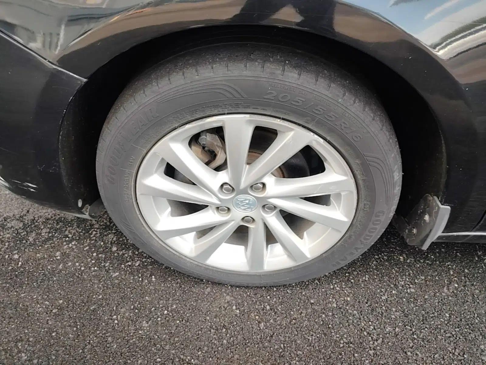 Buick Verano 2015 Sedan 15S Automatic Leading Model — миниатюра 10