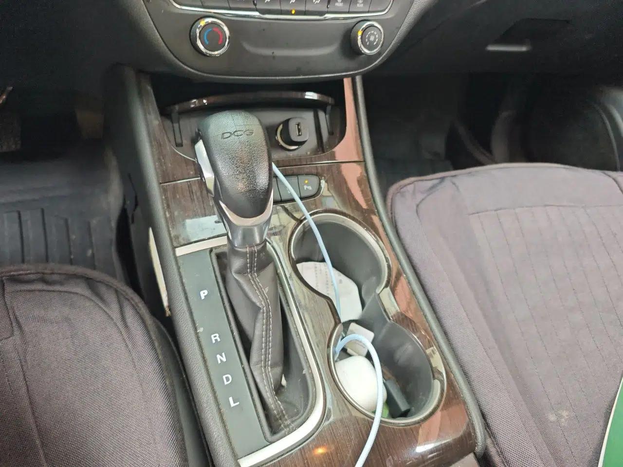 Buick Verano 2019 Sedan 20T Dual-Clutch Leading Model — миниатюра 14
