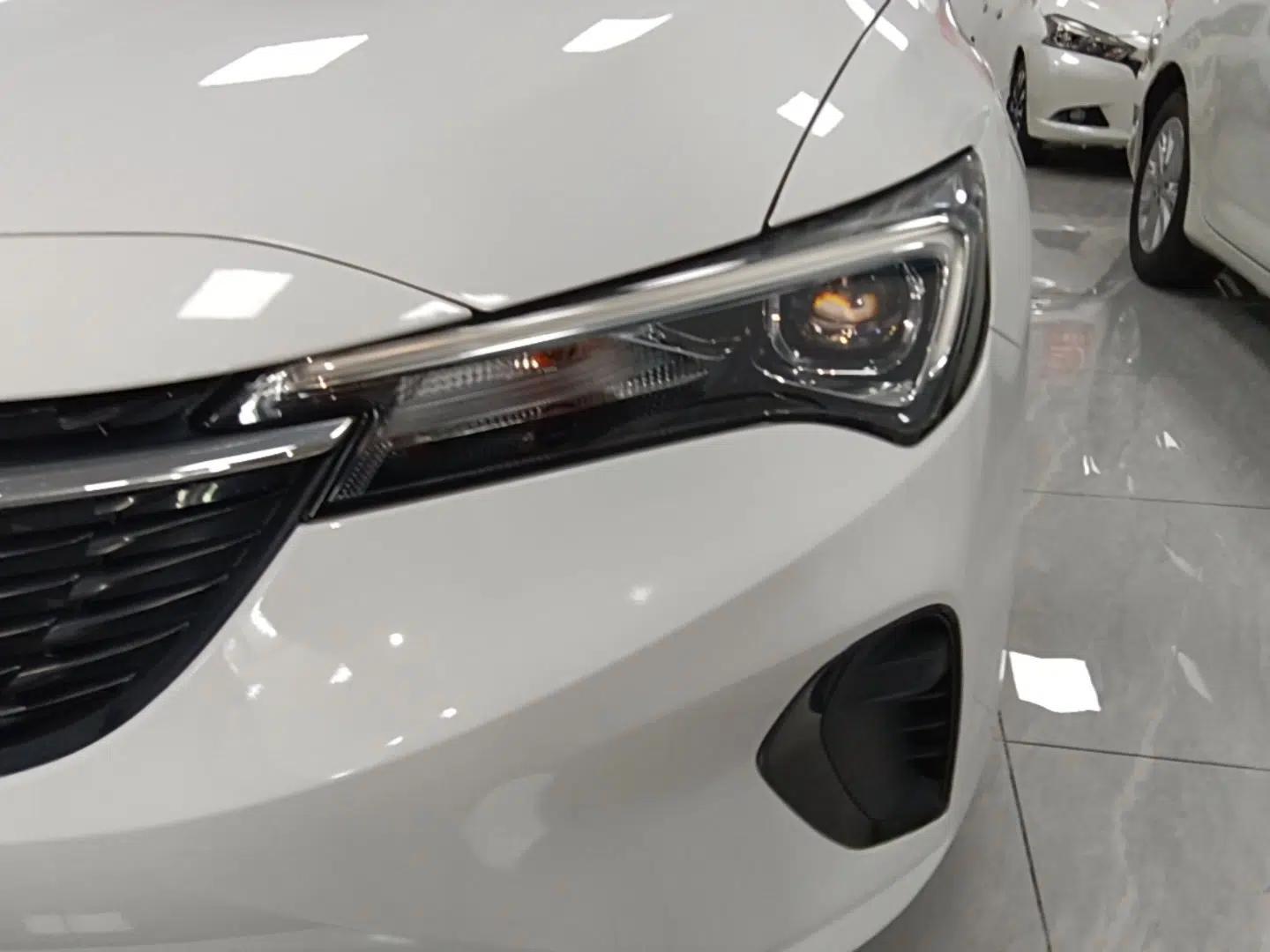 Buick Verano 2023 Pro Enjoyment Edition — миниатюра 8