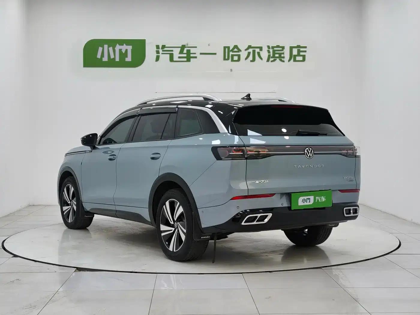 2023 Range Rover 380TSI AWD R-Line Cruiser — миниатюра 4