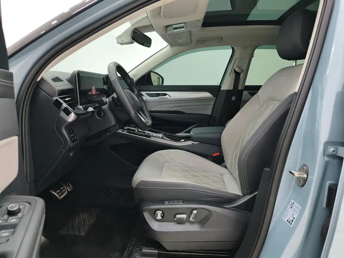 2023 Range Rover 380TSI AWD R-Line Cruiser — миниатюра 9