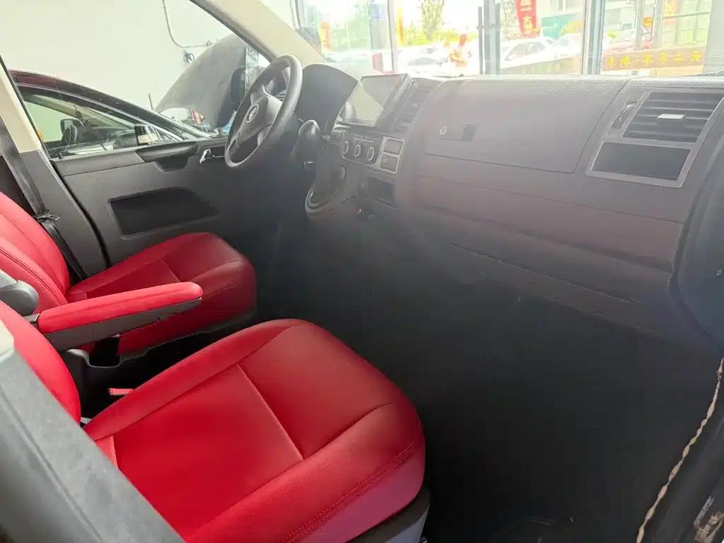 Caravelle 2014 2.0TSI 4WD Comfort Edition — миниатюра 5