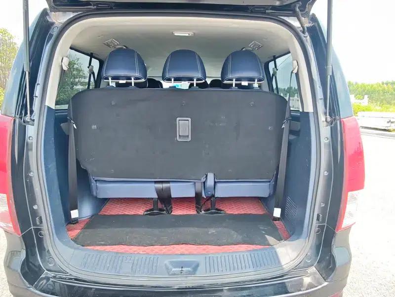 Lingzhi PLUS 2024 1.5T Manual Deluxe 9-Seater — миниатюра 12
