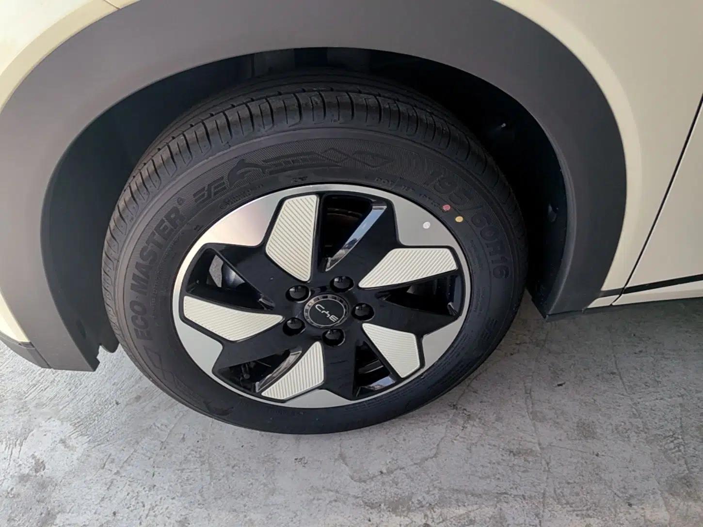 BYD Dolphin 2025 420km Free Edition — миниатюра 10