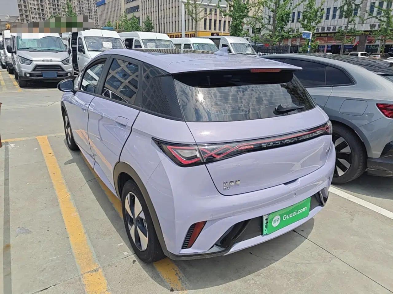 BYD Dolphin 2023 420 km Fashion Edition — миниатюра 4