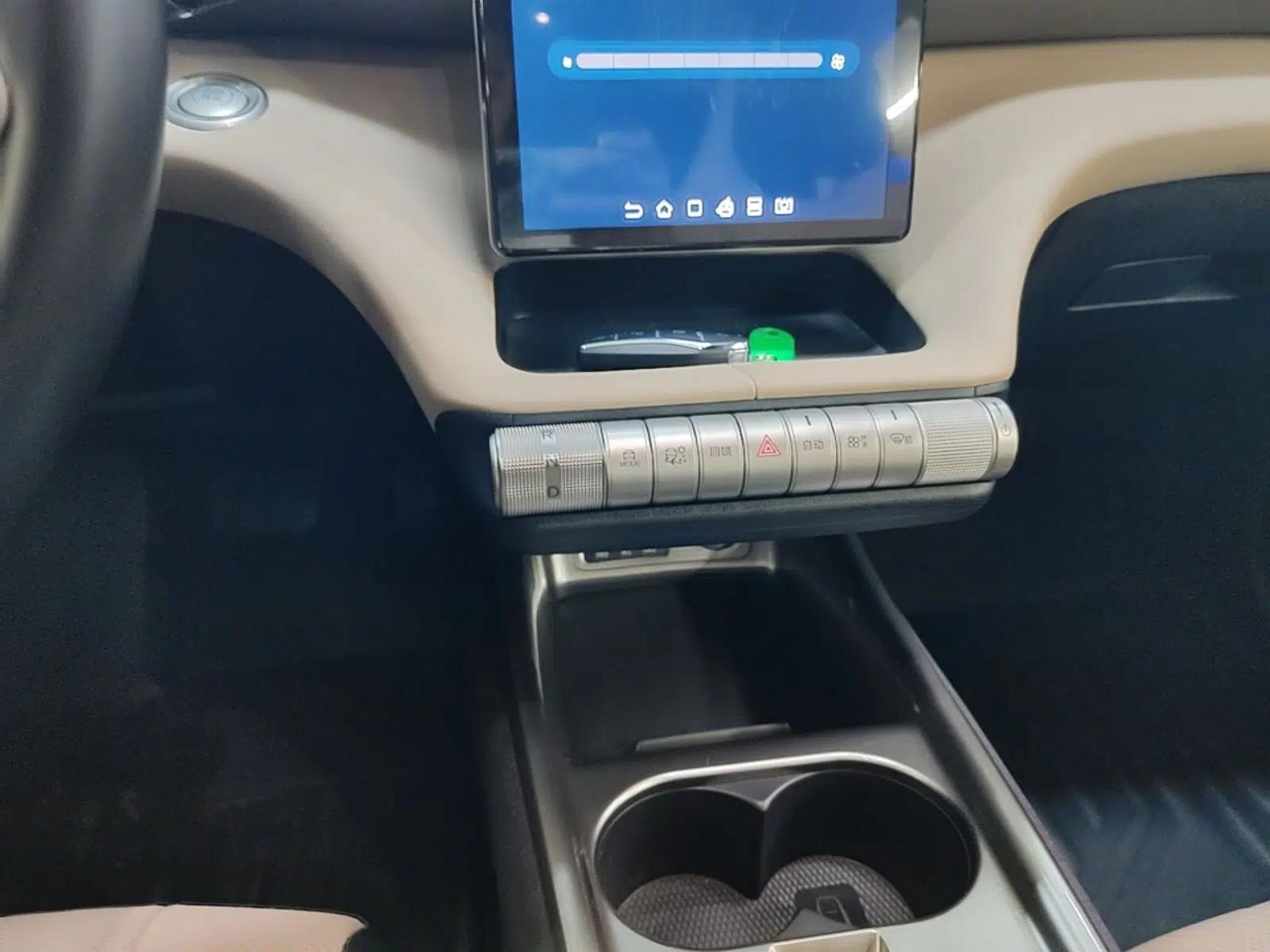 BYD Dolphin 2023 420 km Free Version — миниатюра 16