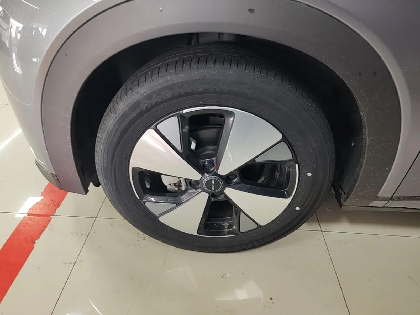 BYD Dolphin 2023 420 km Free Version — миниатюра 10