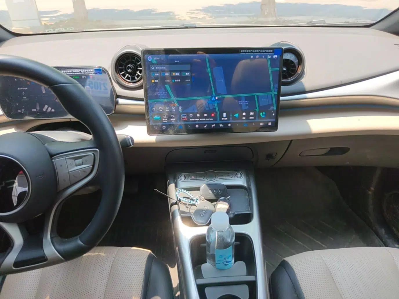 BYD Dolphin 2025 Intelligent Driving Version 410 km Fashion Edition — миниатюра 20