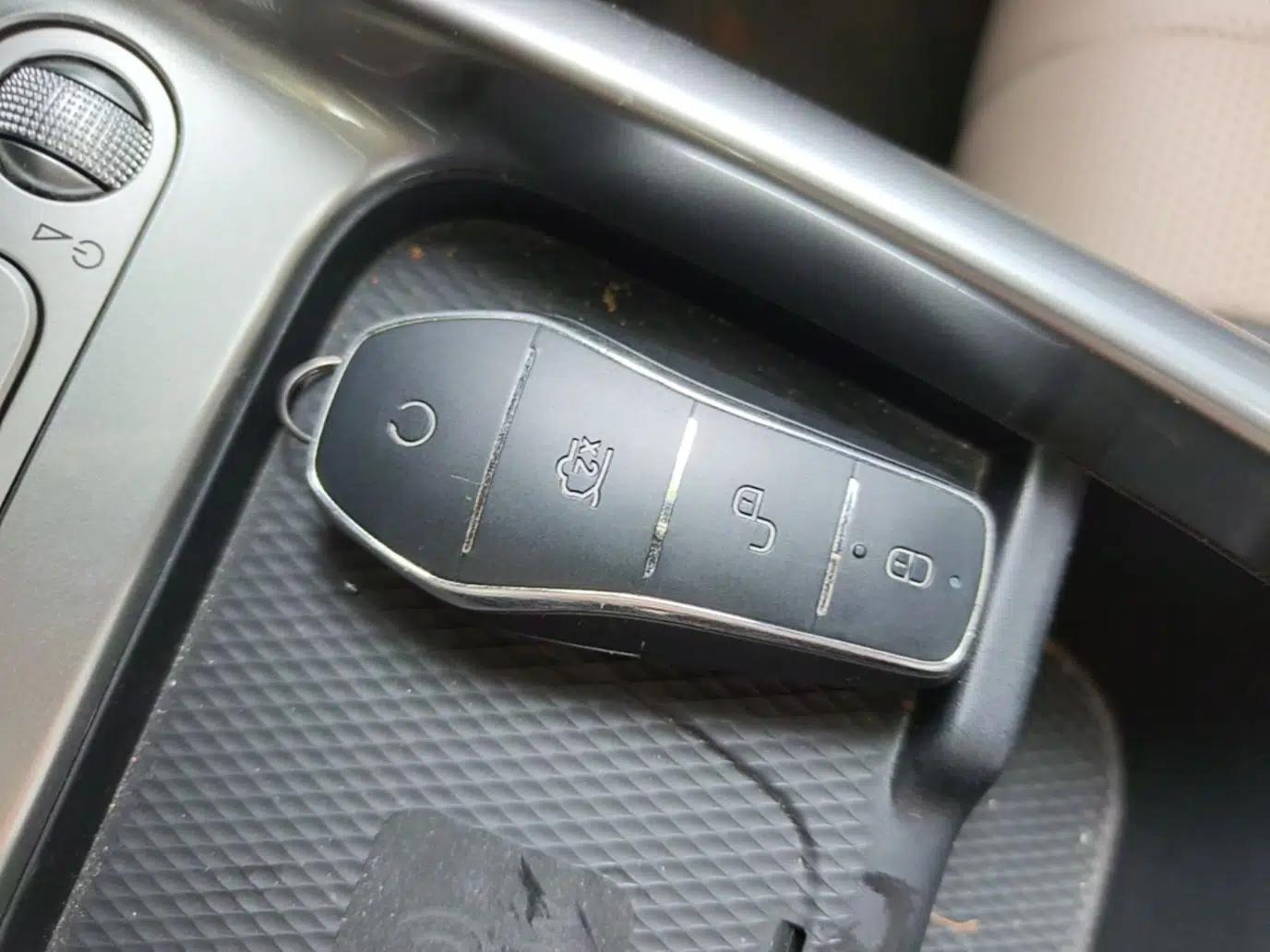 BYD Dolphin 2025 Intelligent Driving Version 410 km Fashion Edition — миниатюра 28