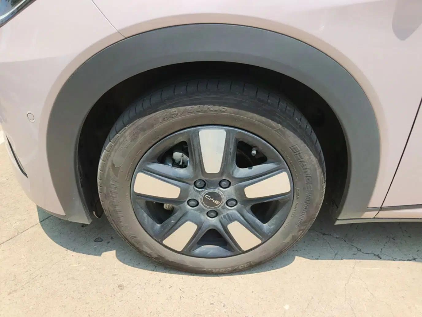 BYD Dolphin 2025 Intelligent Driving Version 410 km Fashion Edition — миниатюра 10