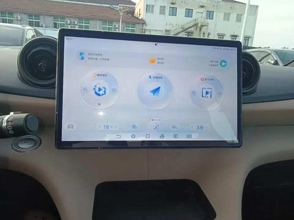 BYD Dolphin 2023 420 km Fashion Edition — миниатюра 15