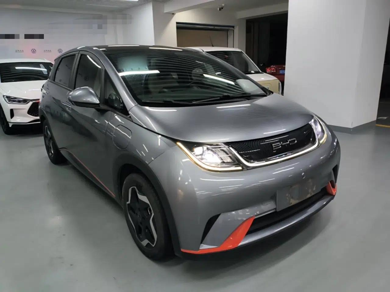 BYD Dolphin 2021 405 km Fashion Edition — миниатюра 3