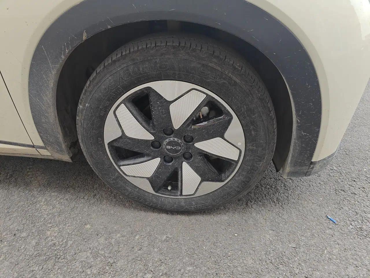 BYD Dolphin 2024 Honor Edition 420km Fashion Version — миниатюра 8