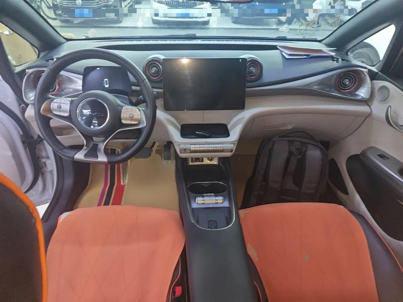 BYD Dolphin 2021 405 km Fashion Edition — миниатюра 12