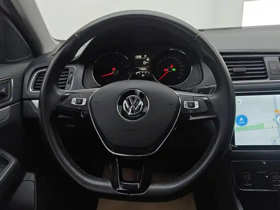 Lavida Gran Turismo 2017 180TSI DSG Comfort Edition — миниатюра 15