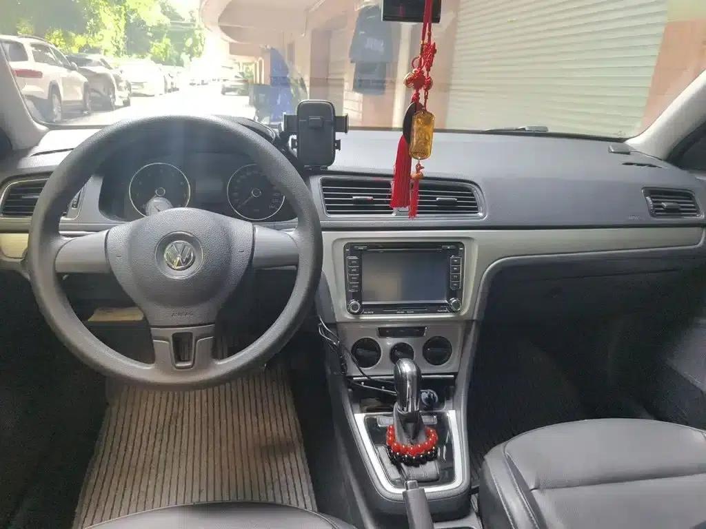 Lavida Gran Turismo 2015 1.6L Automatic Comfort Edition — миниатюра 14