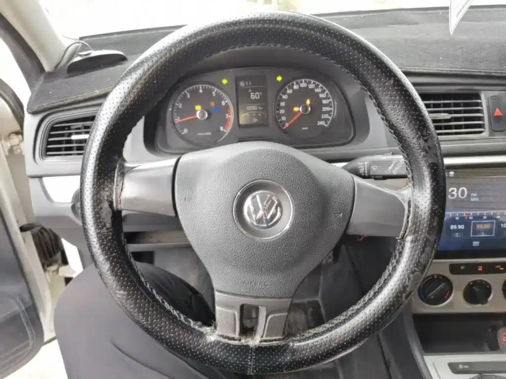 Lavida Gran Turismo 2013 1.6L Manual Fashion Edition — миниатюра 11