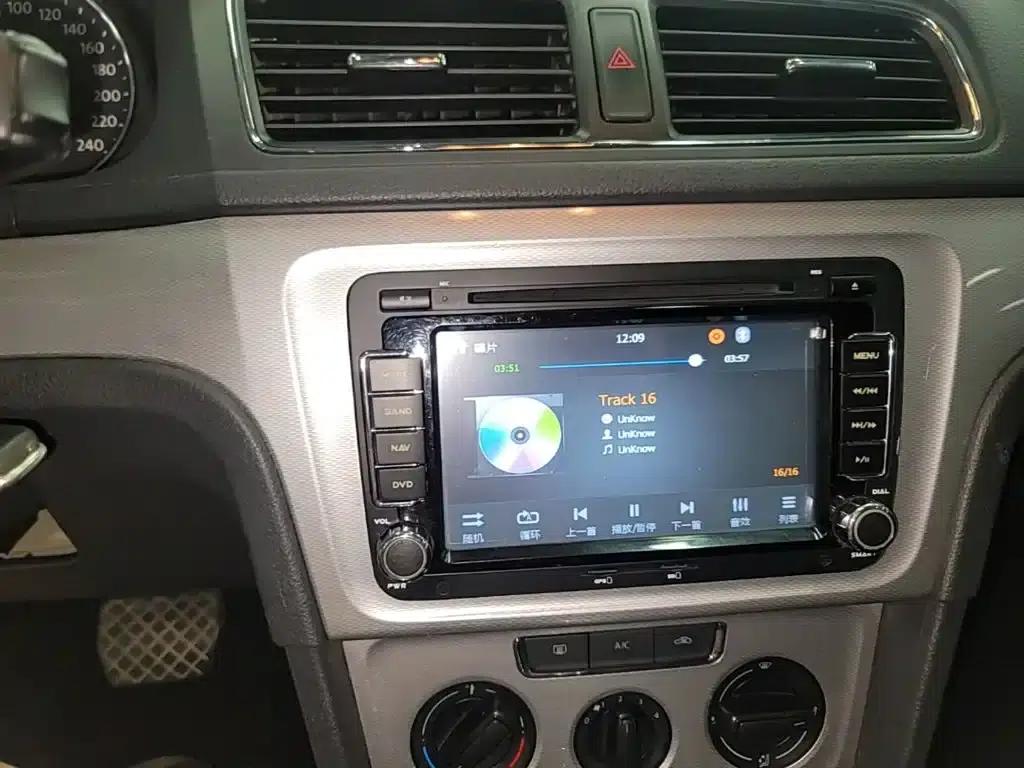 Lavida Gran Turismo 2013 1.4TSI Automatic Comfort Model — миниатюра 13