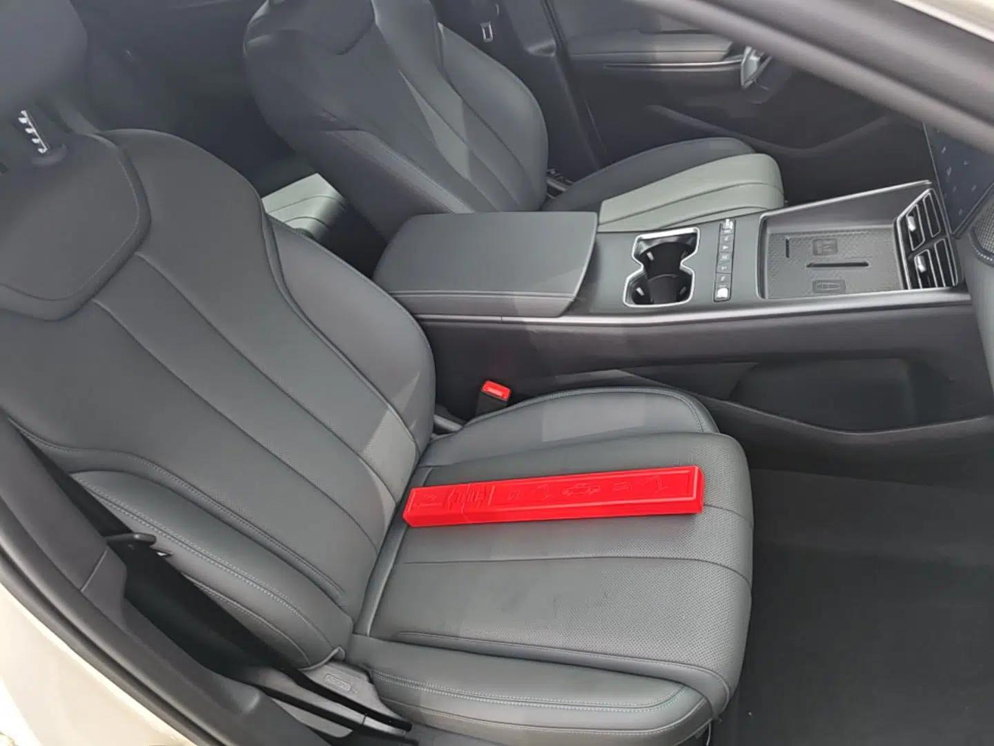 BYD Song Pro New Energy 2026 Model DM-i 220KM Beyond Version — миниатюра 19