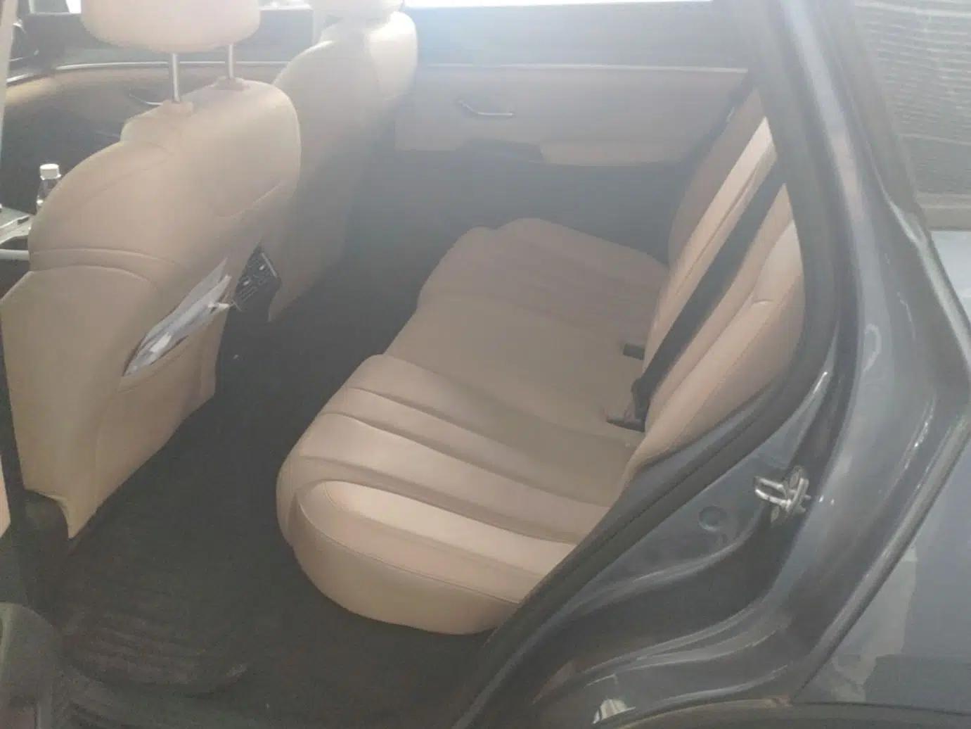 BYD Song Pro New Energy 2025 Second-Generation DM-i 75KM Leading Edition — миниатюра 20