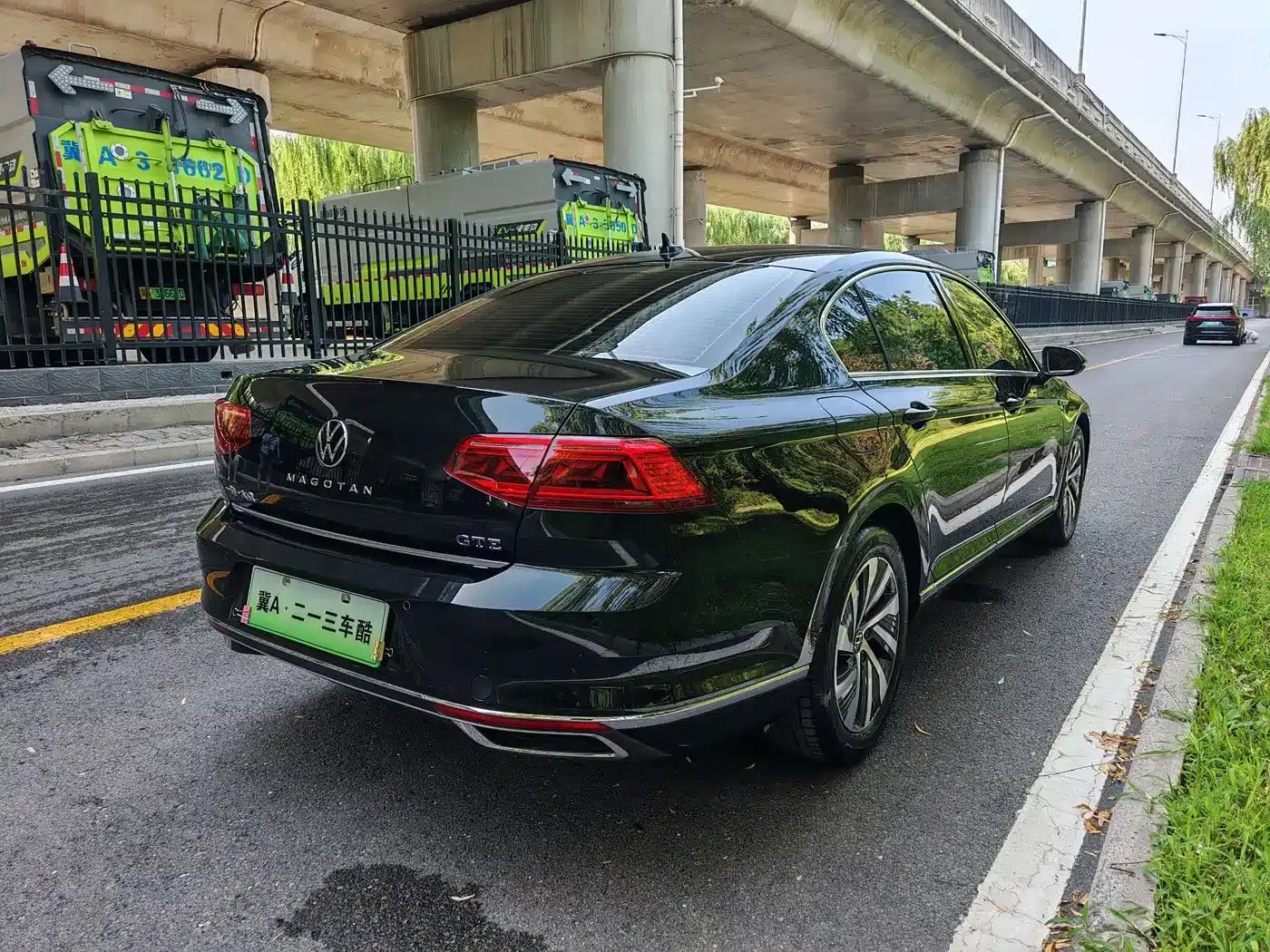 2022 Volkswagen Passat PHEV GTE Luxury Edition — миниатюра 11