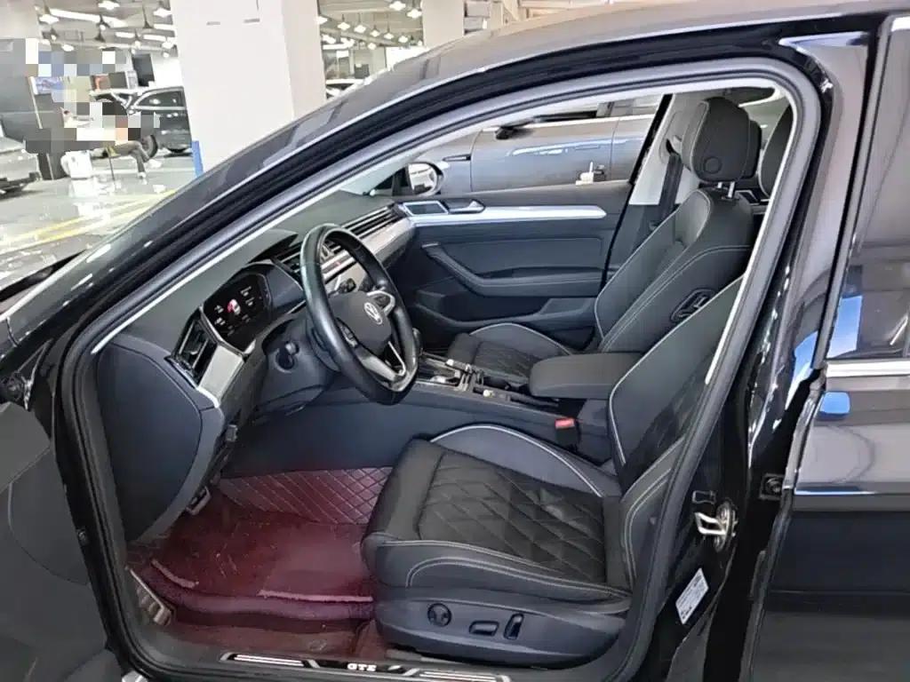 2022 Volkswagen Passat PHEV GTE Luxury Edition — миниатюра 15