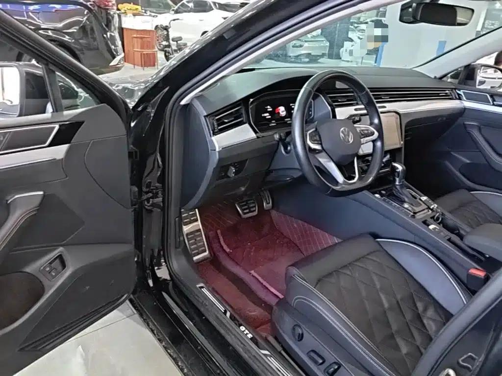 2022 Volkswagen Passat PHEV GTE Luxury Edition — миниатюра 16