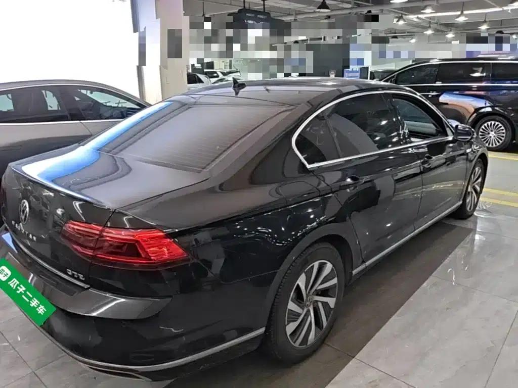 2022 Volkswagen Passat PHEV GTE Luxury Edition — миниатюра 7