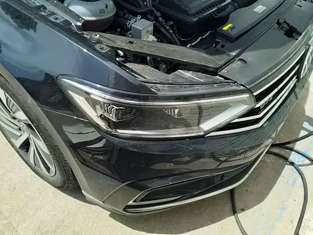 2022 Volkswagen Passat PHEV GTE Luxury Edition — миниатюра 13
