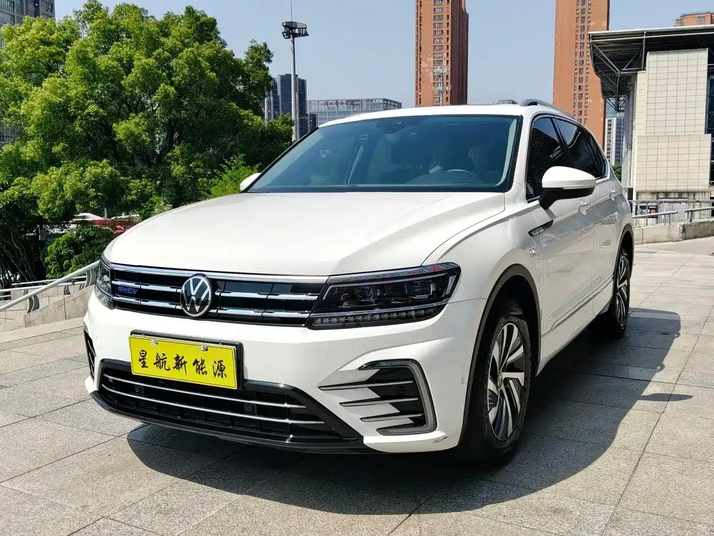Tiguan L Plug-in Hybrid 2021 430PHEV Plug-in Hybrid Flagship Edition — миниатюра 1