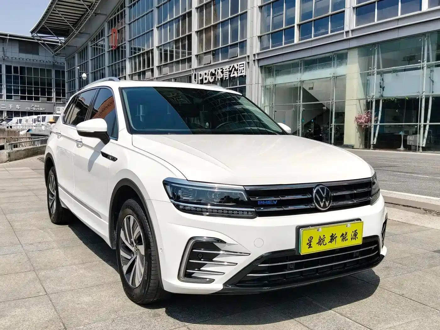 Tiguan L Plug-in Hybrid 2021 430PHEV Plug-in Hybrid Flagship Edition — миниатюра 2