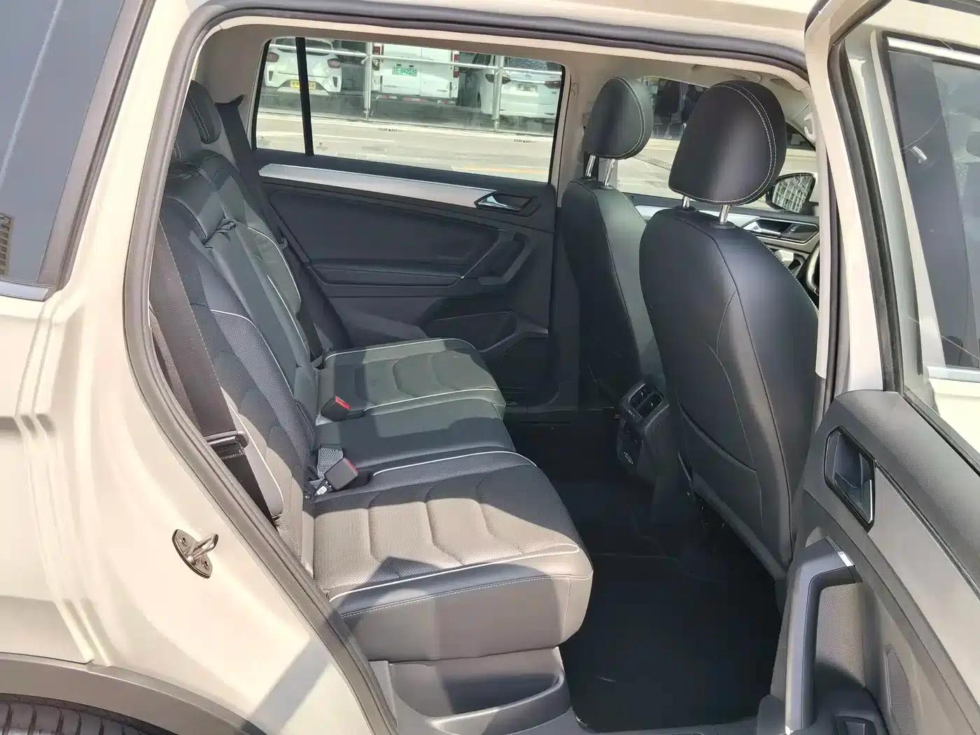 Tiguan L Plug-in Hybrid 2021 430PHEV Plug-in Hybrid Flagship Edition — миниатюра 14