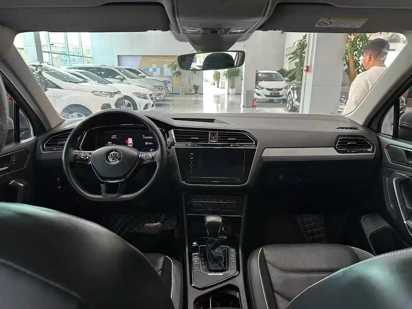 Tiguan L Plug-in Hybrid 2020 430PHEV Plug-in Hybrid Flagship Edition — миниатюра 15