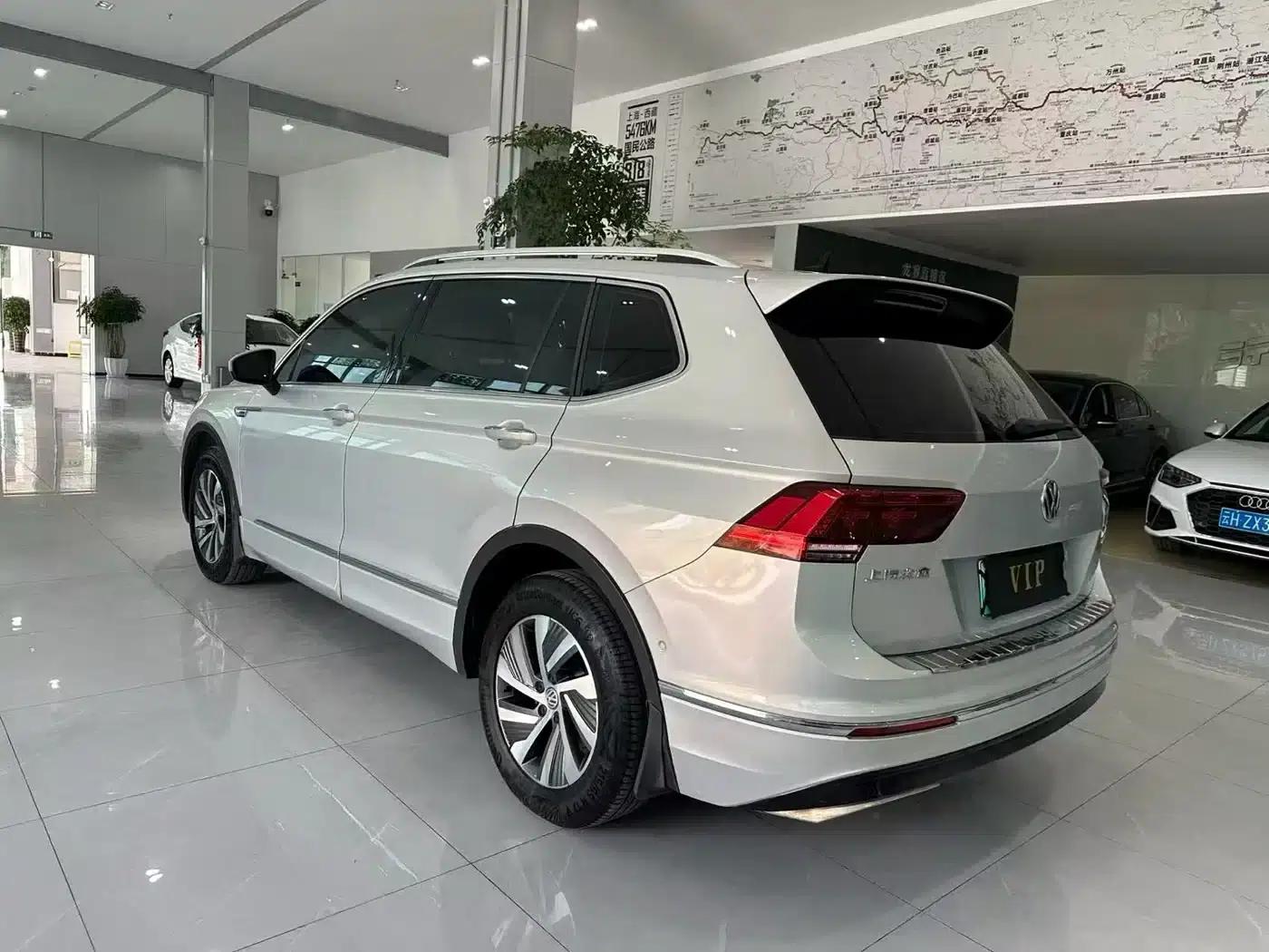 Tiguan L Plug-in Hybrid 2020 430PHEV Plug-in Hybrid Flagship Edition — миниатюра 7