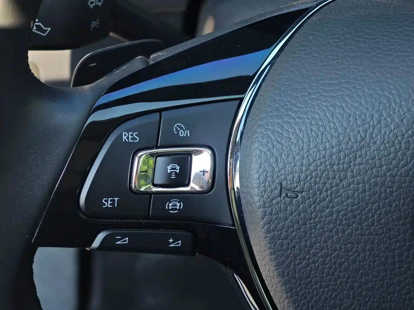 Tiguan L Plug-in Hybrid 2020 430PHEV Plug-in Hybrid Flagship Edition — миниатюра 16