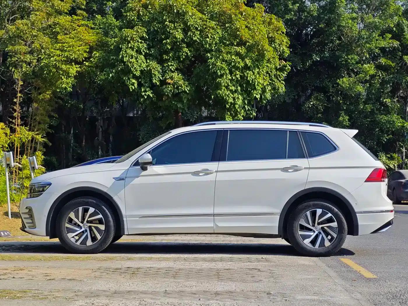 Tiguan L Plug-in Hybrid 2020 430PHEV Plug-in Hybrid Flagship Edition — миниатюра 7