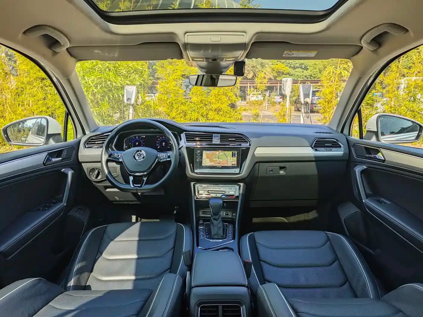 Tiguan L Plug-in Hybrid 2020 430PHEV Plug-in Hybrid Flagship Edition — миниатюра 8