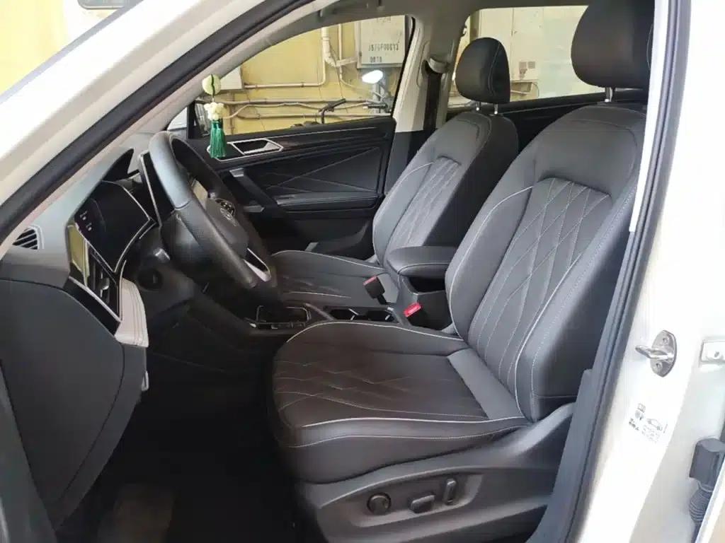 2022 Volkswagen Tiguan L Plug-in Hybrid 430PHEV Premium Edition — миниатюра 15