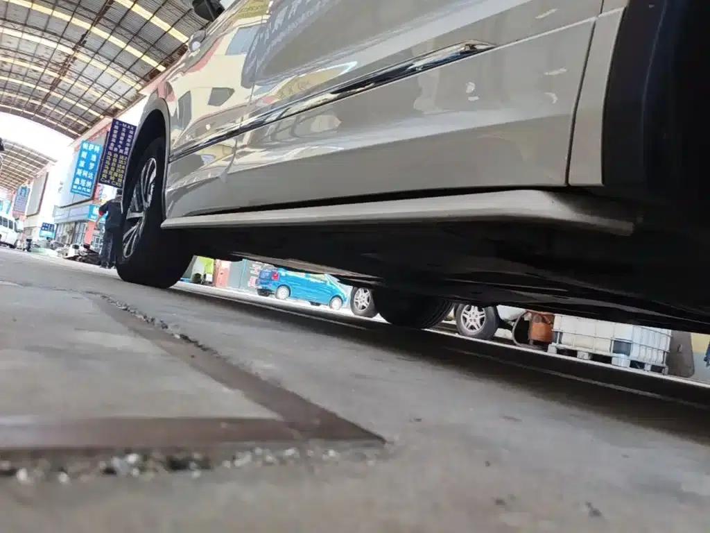 2022 Volkswagen Tiguan L Plug-in Hybrid 430PHEV Premium Edition — миниатюра 21