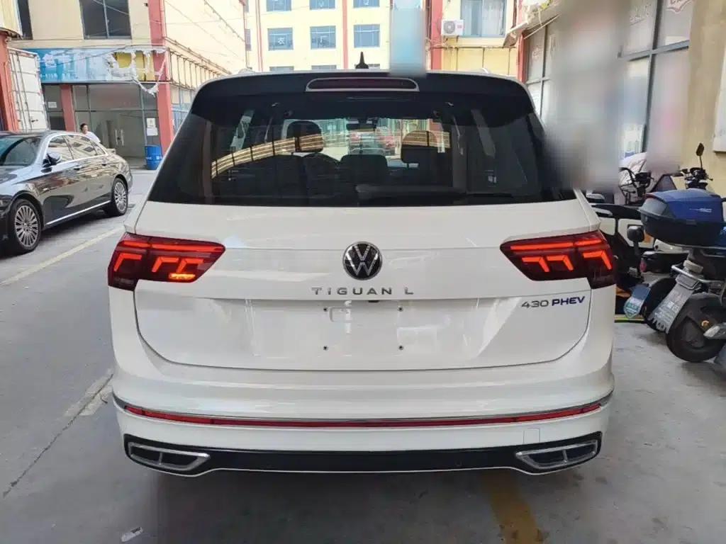 2022 Volkswagen Tiguan L Plug-in Hybrid 430PHEV Premium Edition — миниатюра 6