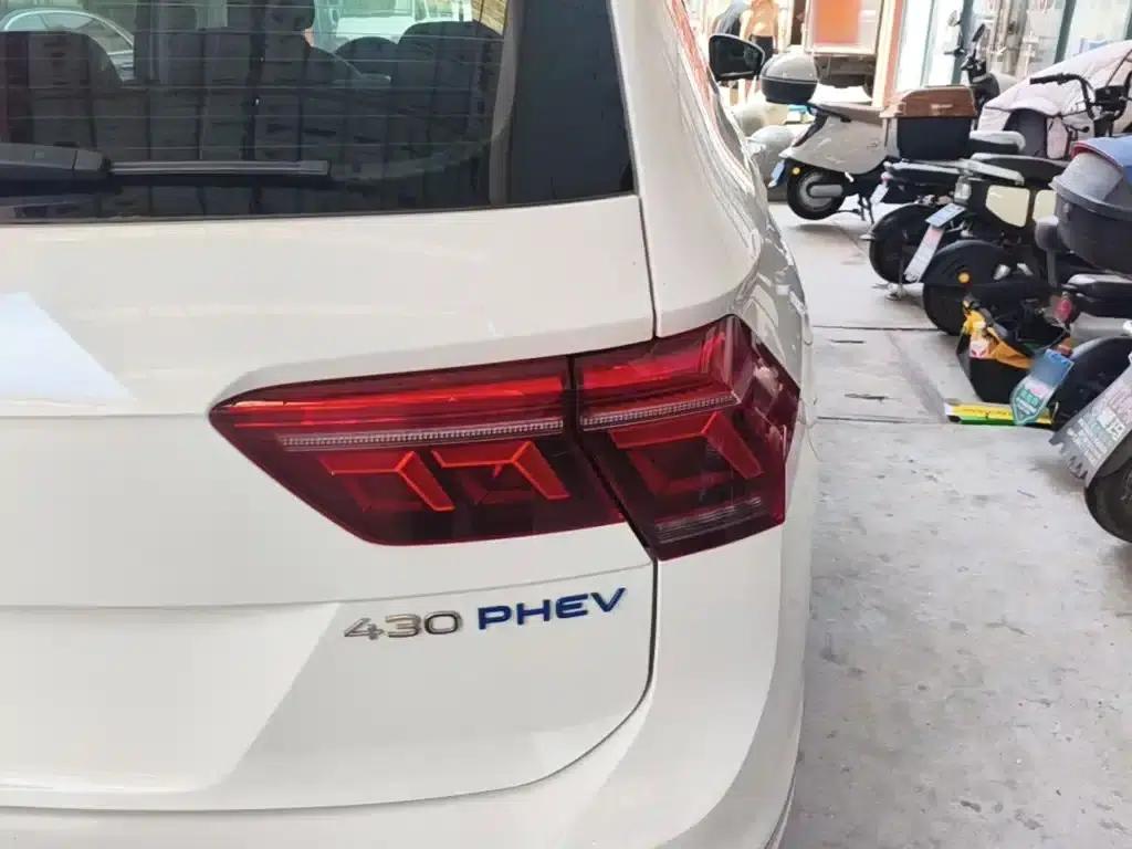2022 Volkswagen Tiguan L Plug-in Hybrid 430PHEV Premium Edition — миниатюра 8