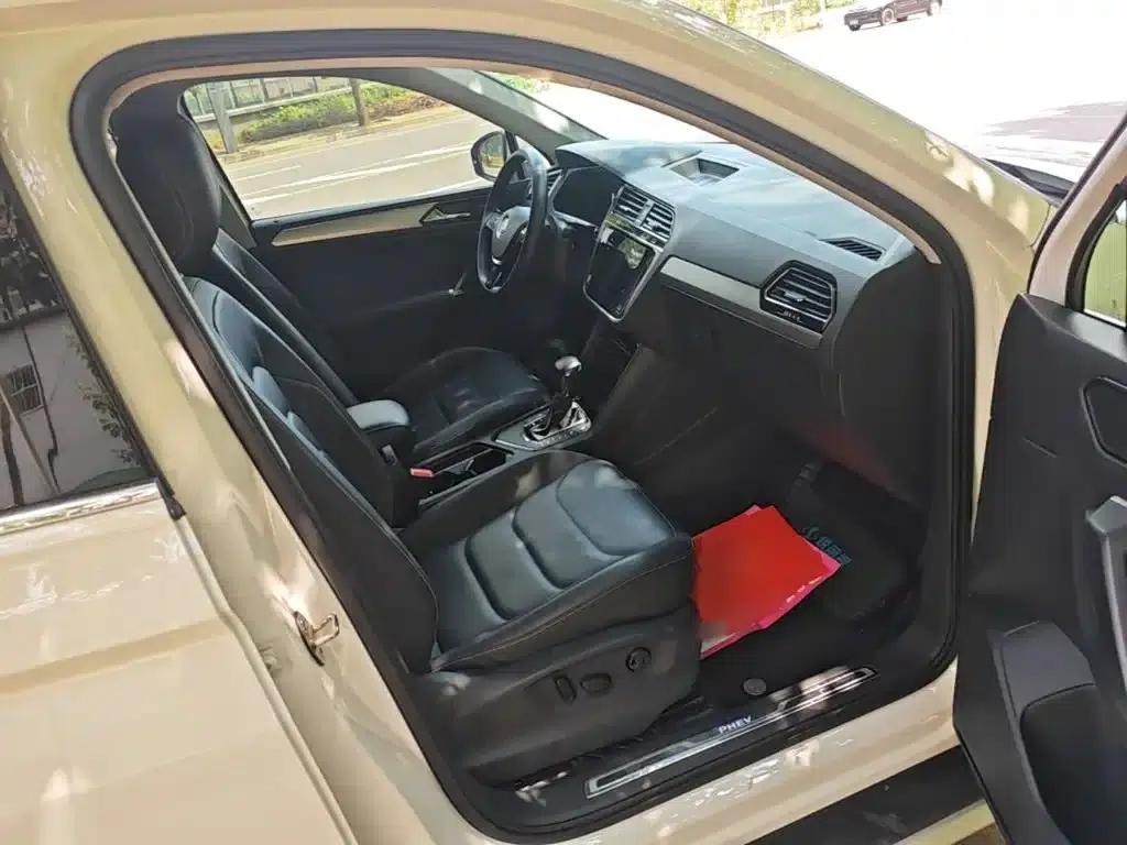 Tiguan L Plug-in Hybrid 2020 430PHEV Plug-in Hybrid Premium Edition — миниатюра 25