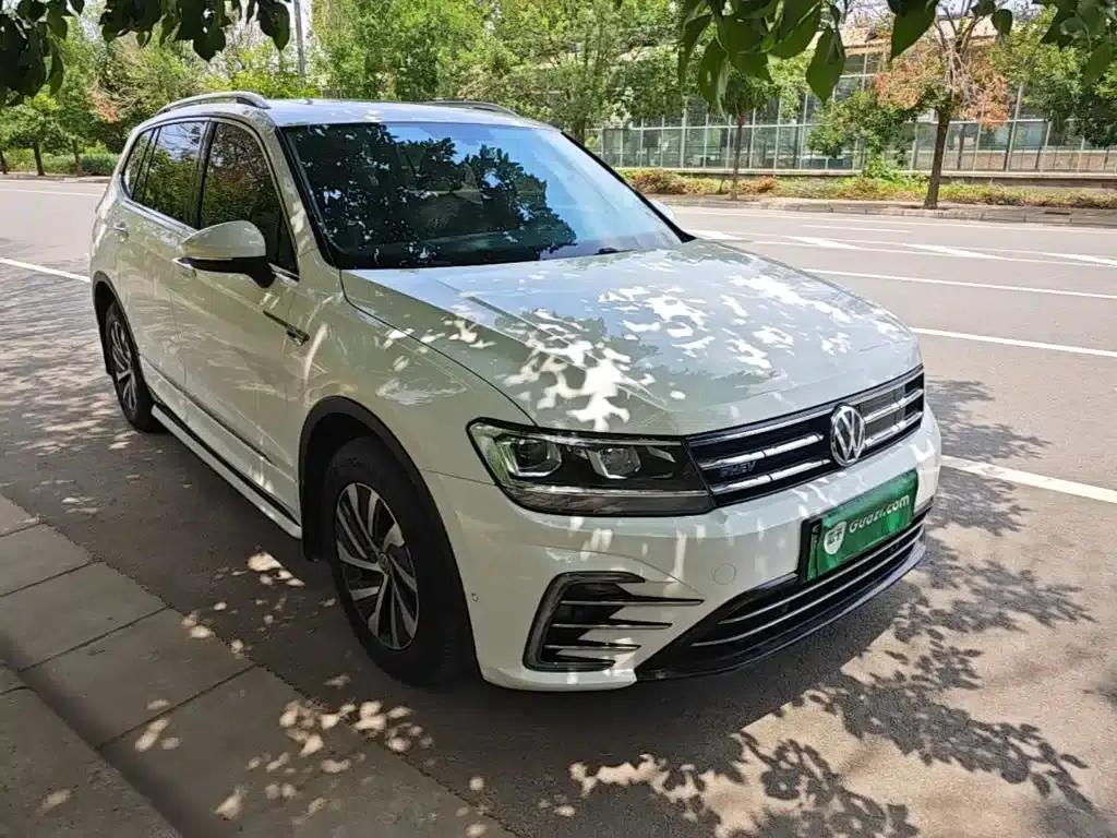 Tiguan L Plug-in Hybrid 2020 430PHEV Plug-in Hybrid Premium Edition — миниатюра 4