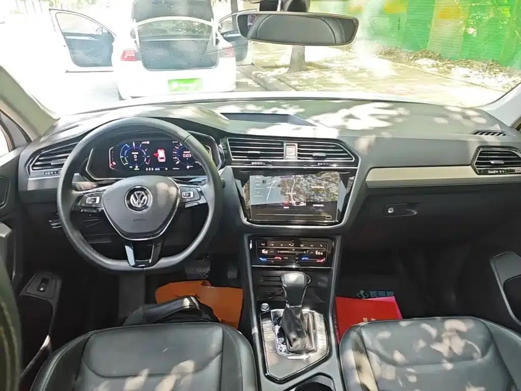 Tiguan L Plug-in Hybrid 2020 430PHEV Plug-in Hybrid Premium Edition — миниатюра 10