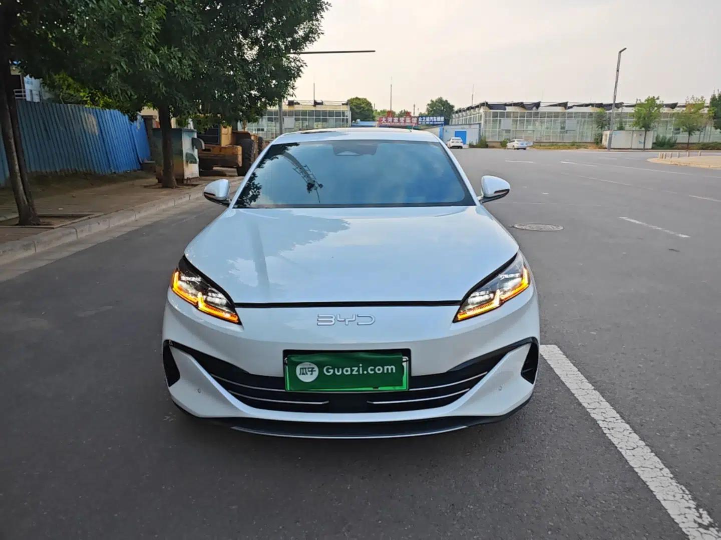 BYD Seal 06 New Energy 2024 DM-i 120KM Luxury Model — миниатюра 2