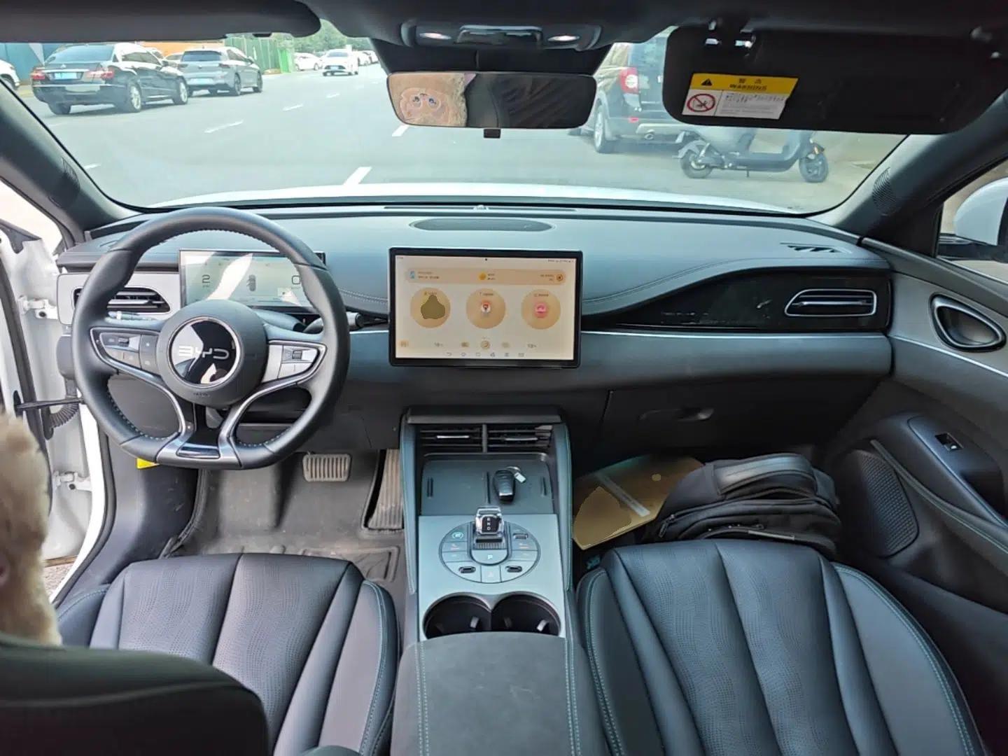 BYD Seal 06 New Energy 2024 DM-i 120KM Luxury Model — миниатюра 12