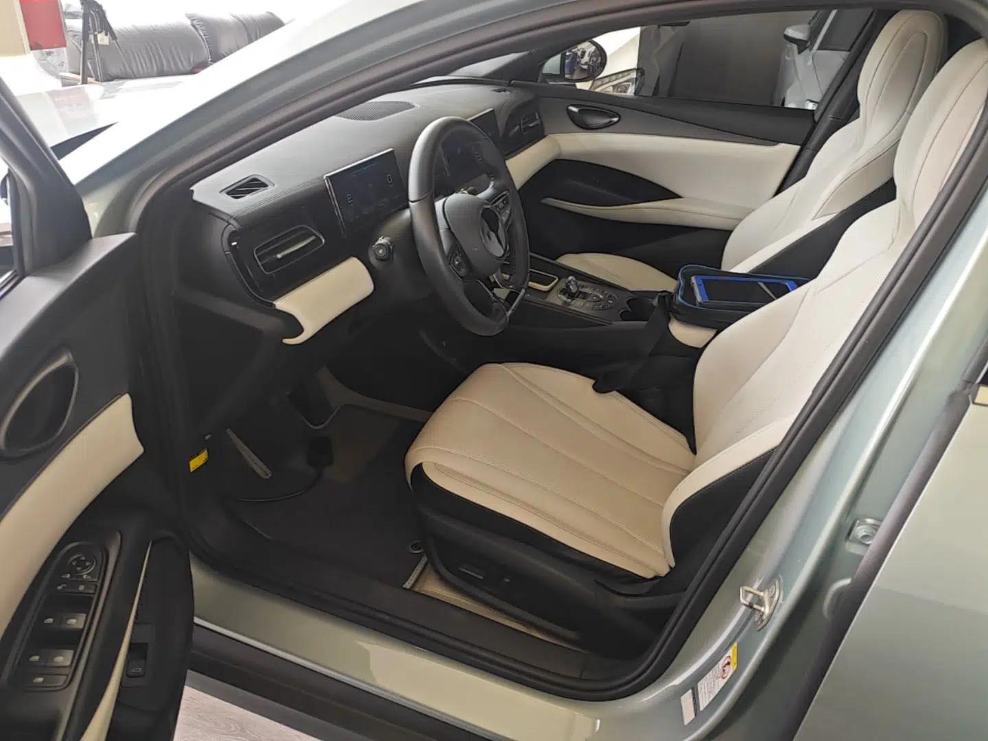 BYD Seal 06 New Energy 2024 DM-i 120KM Prestige Model — миниатюра 17