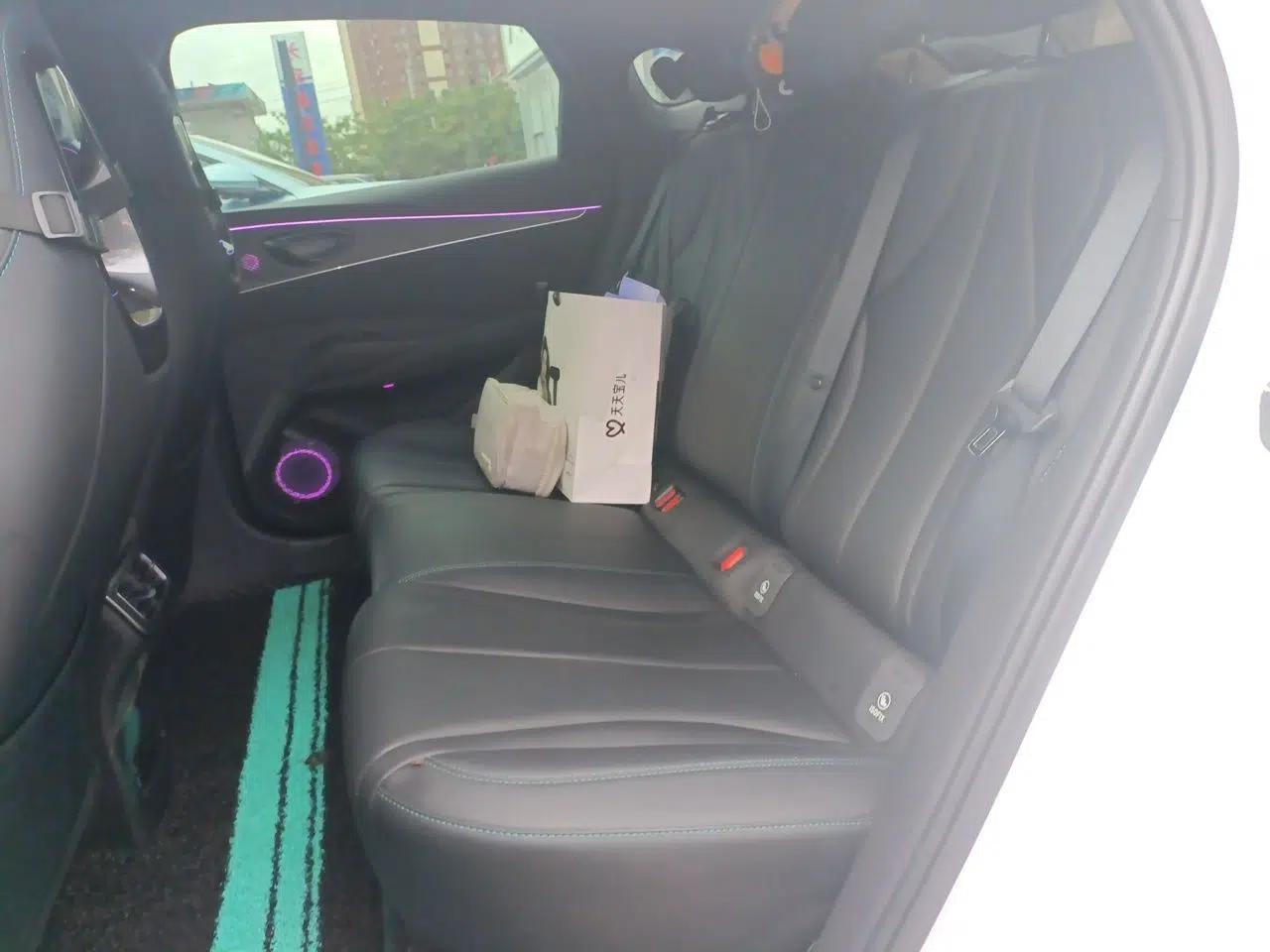 BYD Seal 06 New Energy 2024 DM-i 80KM Prestige Model — миниатюра 17