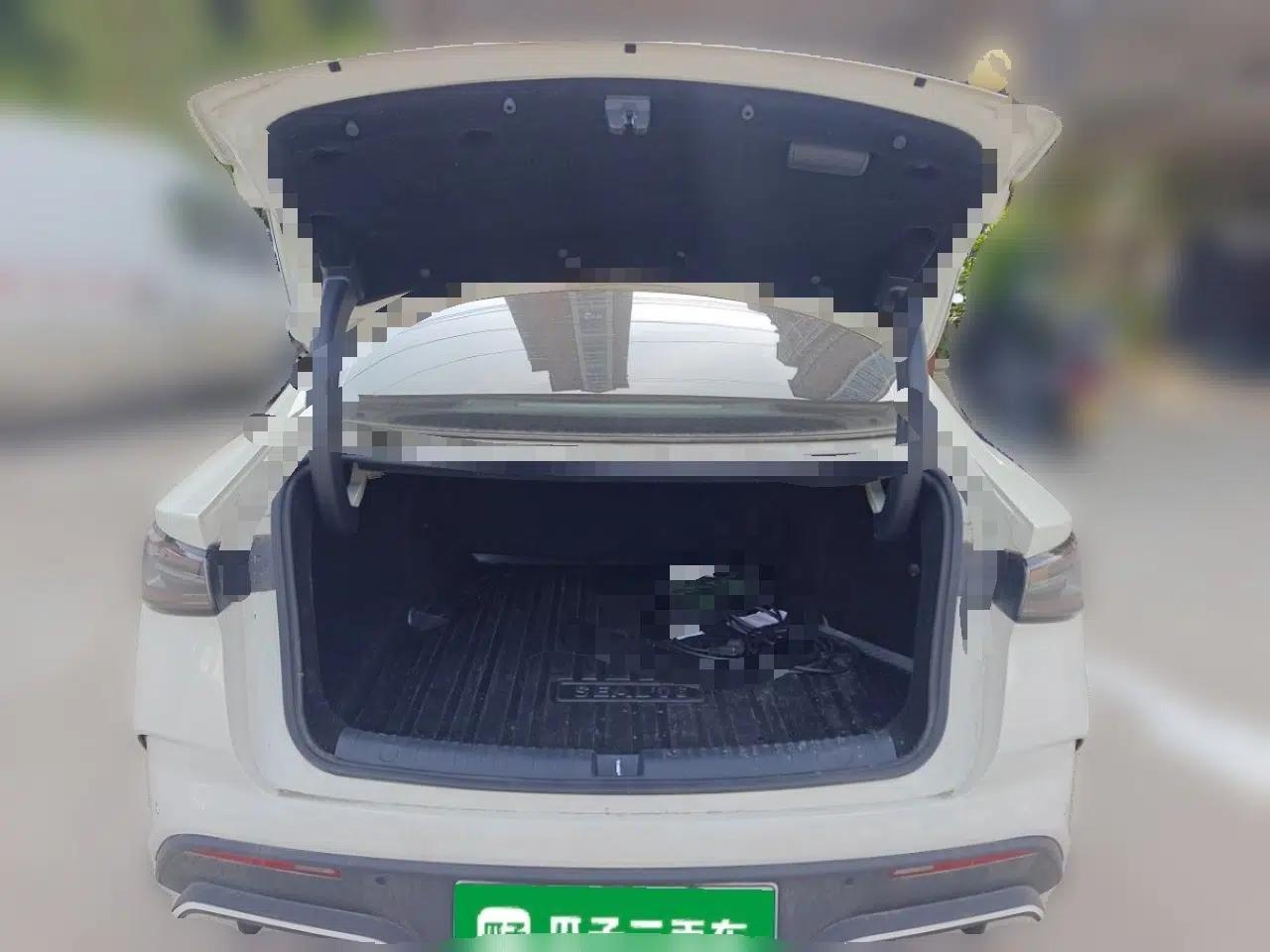 BYD Seal 06 New Energy 2026 DM-i Ultra-Enjoyment 128KM Luxury Edition — миниатюра 19